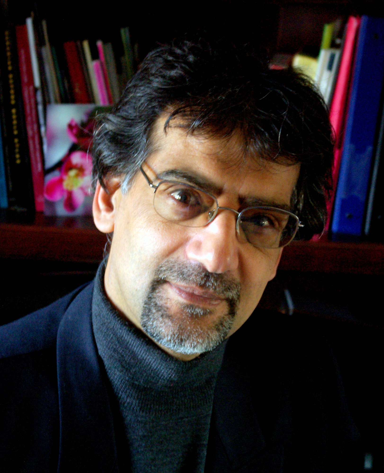 Yadi Eslami