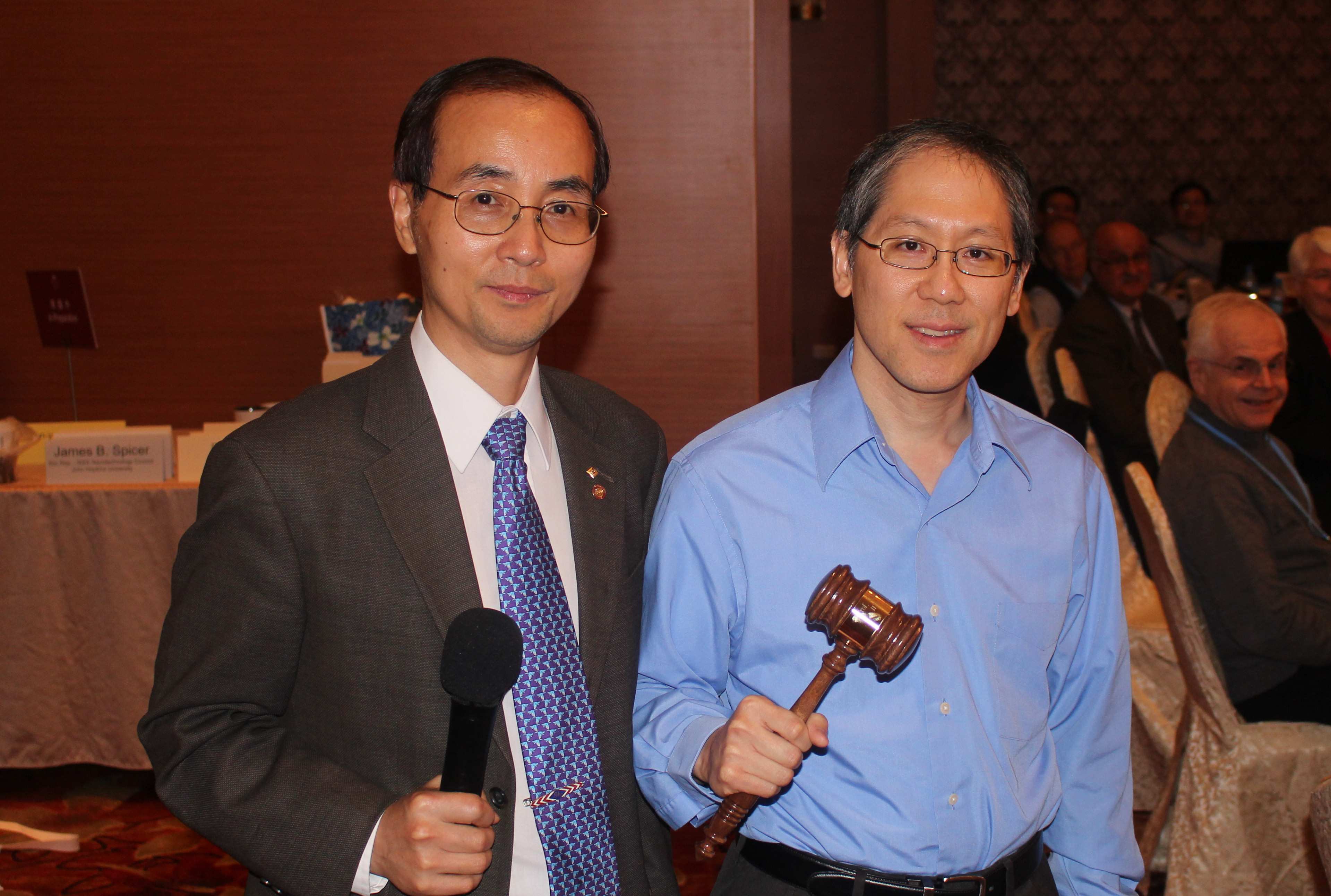 Jian-yu Lu and Clark Nguyen