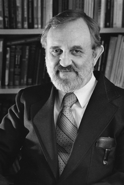 Leslie Eric Cross