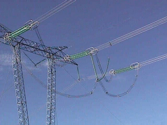 Cabezal de torre de 500 kV