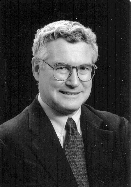 hoolihan.jpg (116998 bytes)