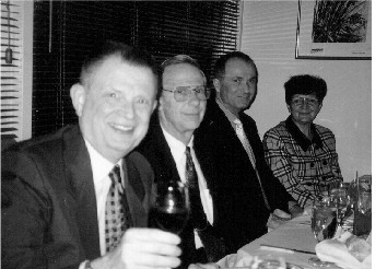 aphoto.jpg (31096 bytes)