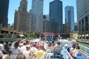 Chicago River and Lake Michigan Cruise