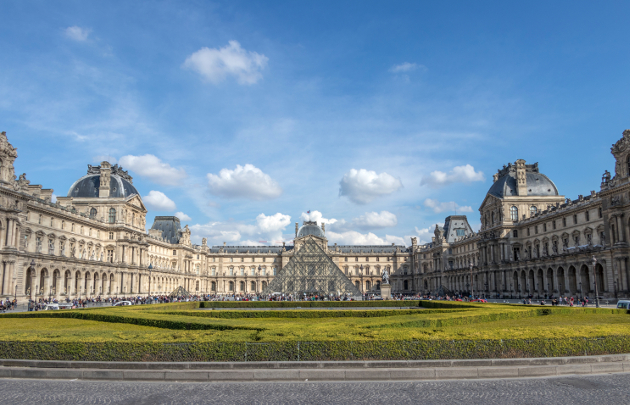 Musée du Louvre - vue générale © Studio TTG